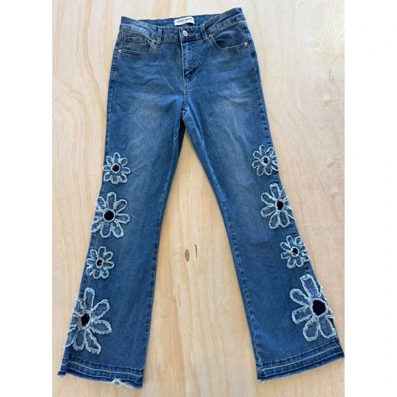 Ashley Mason Premium Daisy Floral Applique Flare Jeans Women's 9/29 Boho Y2K - Picture 1 of 11